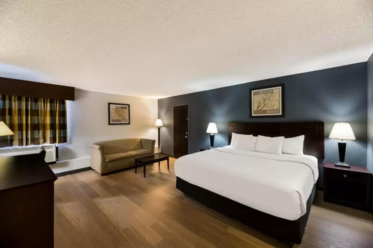 Clarion Hotel San Angelo Near Convention Center エクステリア 写真