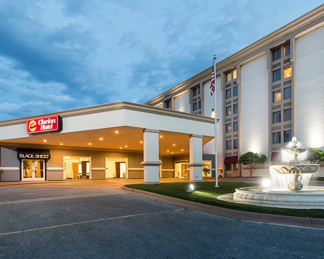 Clarion Hotel San Angelo Near Convention Center エクステリア 写真